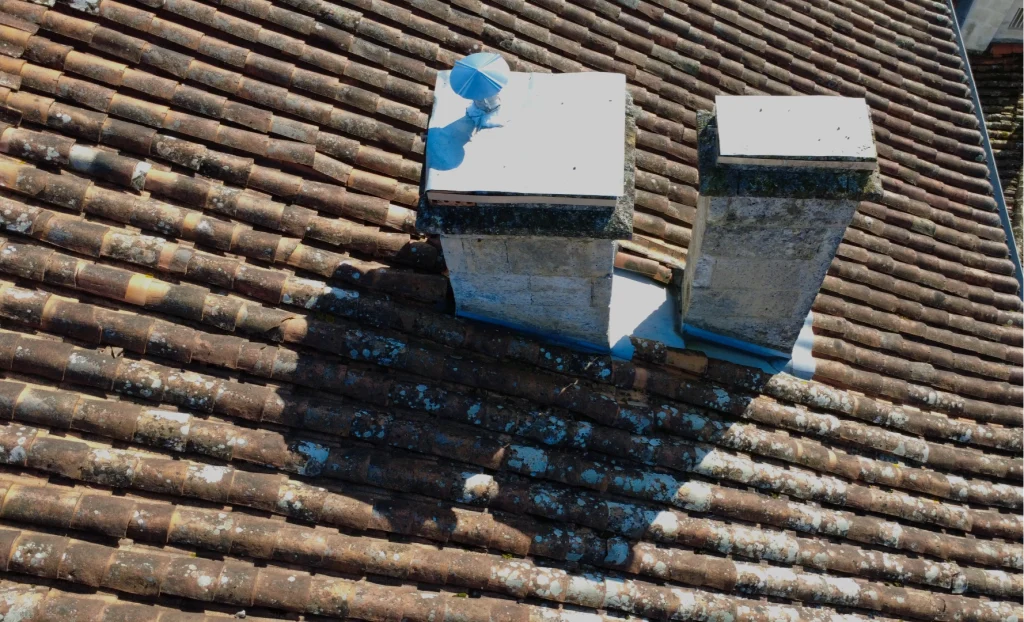 Drone conduit haut de chemine