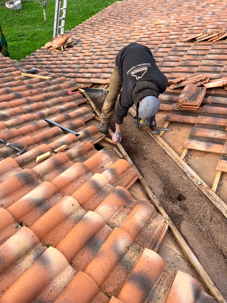 Installation descente d'évacuation d'eau en zinc étape 4