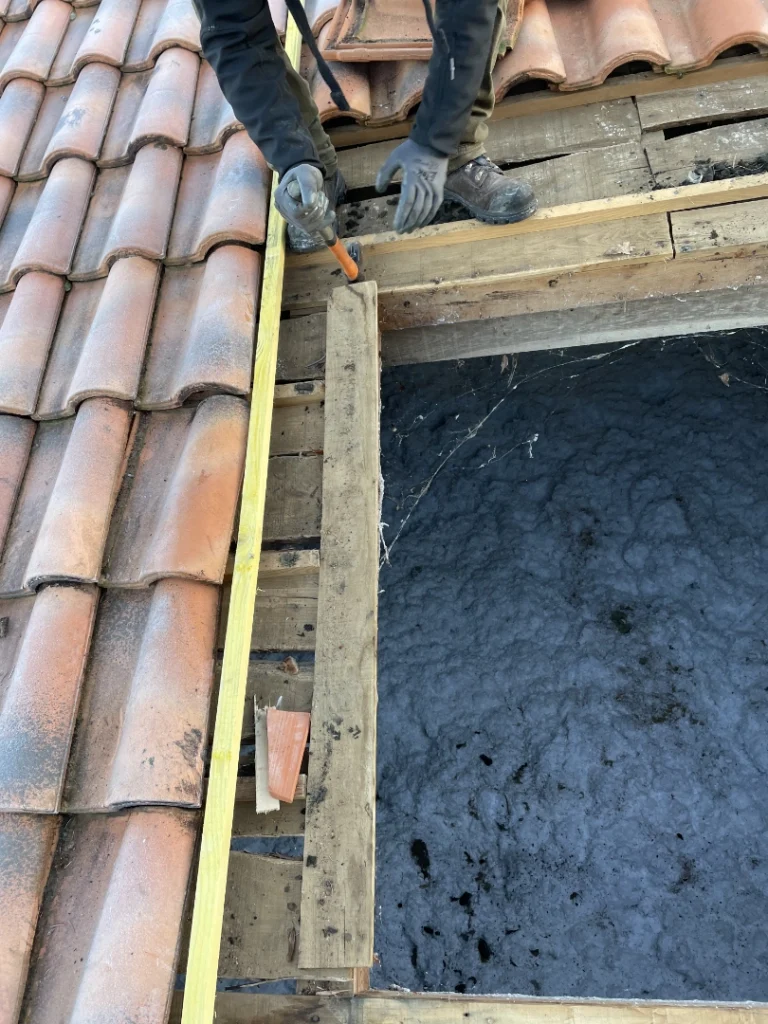 Pose fenetre de toit etape1